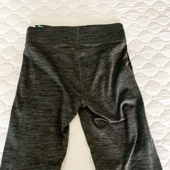 Under Armor leggings - Picture 2 of 4